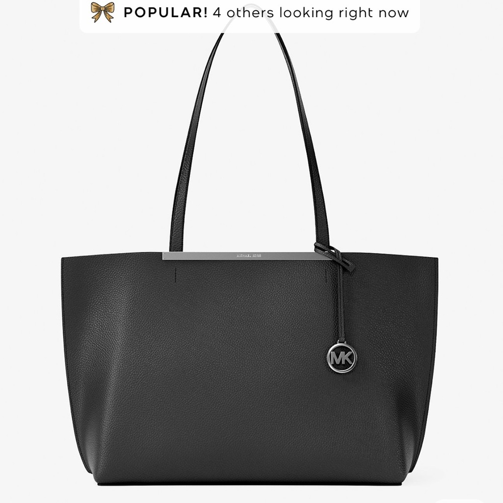 MICHAEL MICHAEL KORS
Evelyn Large Tote Bag 100% authentic